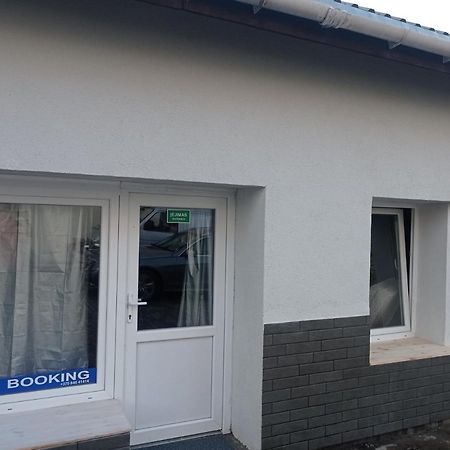 Apartment Parking Loft Akaciju VNO Eksteriør bilde